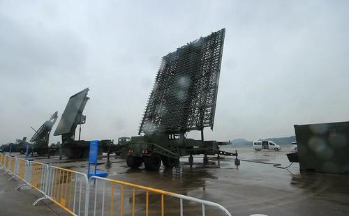 雷達(dá)罩復(fù)合材料